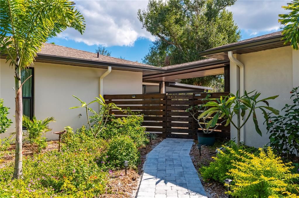 For Sale: $949,000 (4 beds, 3 baths, 2837 Square Feet)