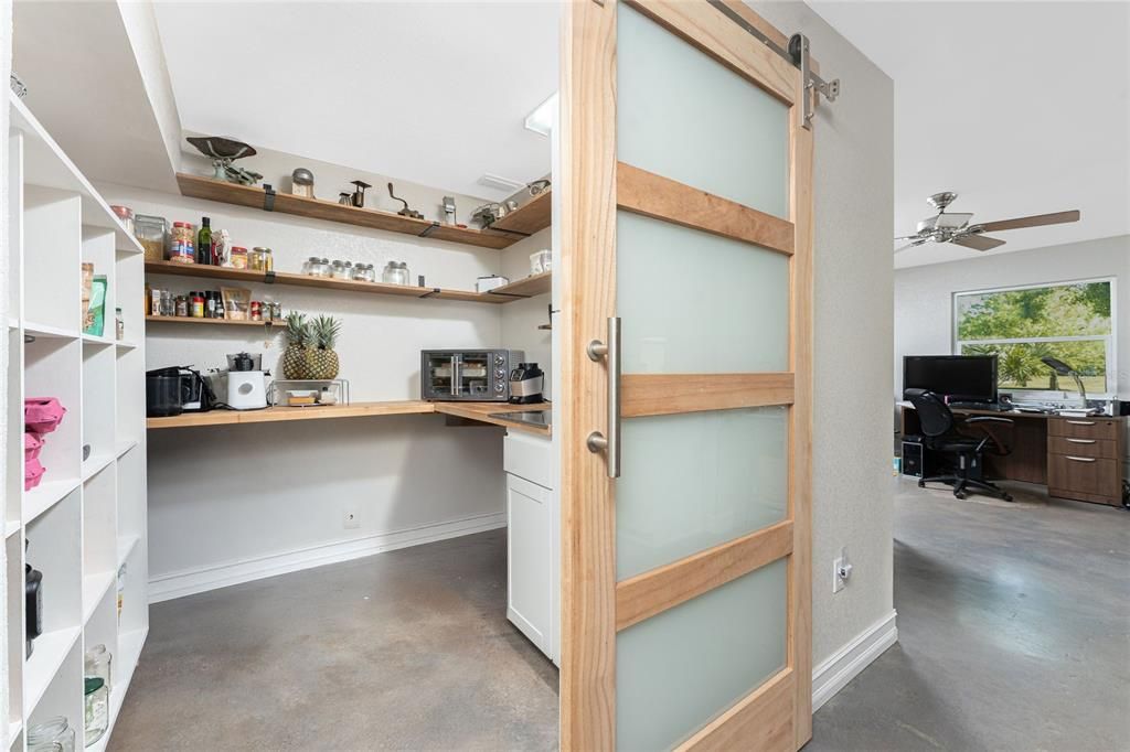 For Sale: $949,000 (4 beds, 3 baths, 2837 Square Feet)