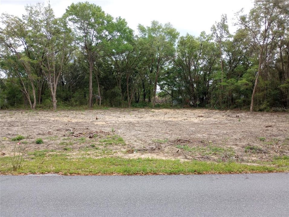 最近售出: $58,000 (0.28 acres)