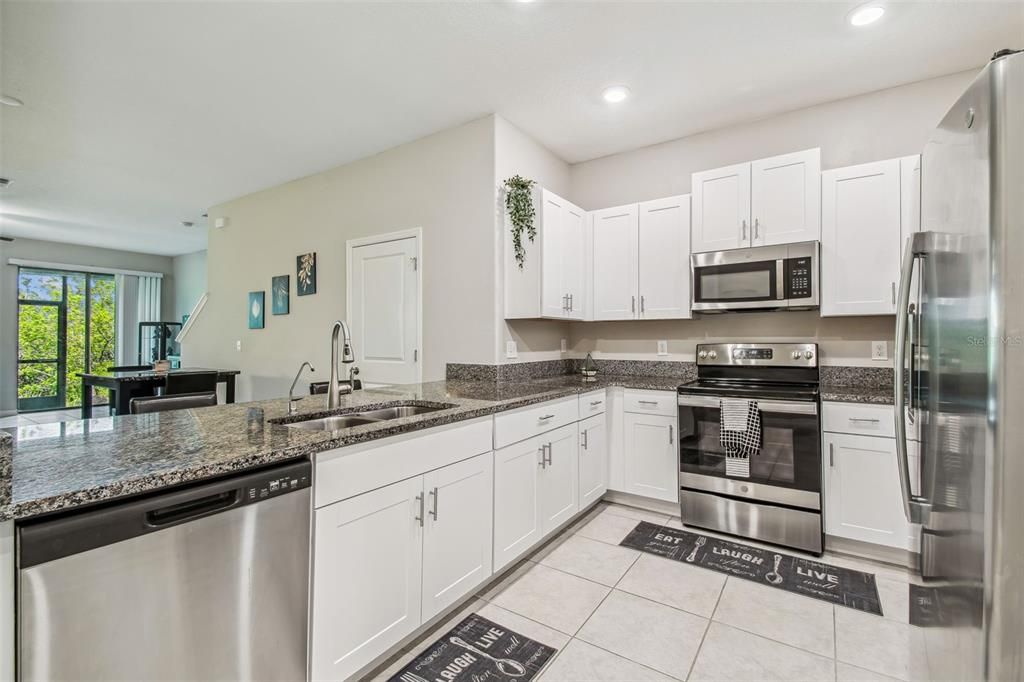 For Sale: $265,900 (3 beds, 2 baths, 1796 Square Feet)