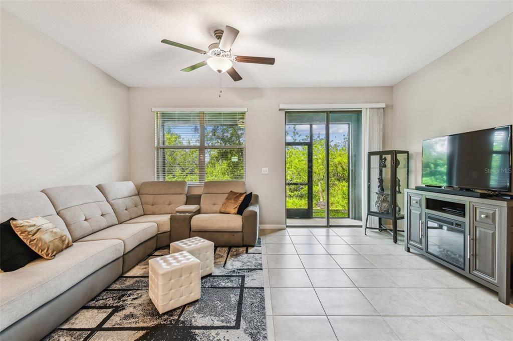 For Sale: $265,900 (3 beds, 2 baths, 1796 Square Feet)