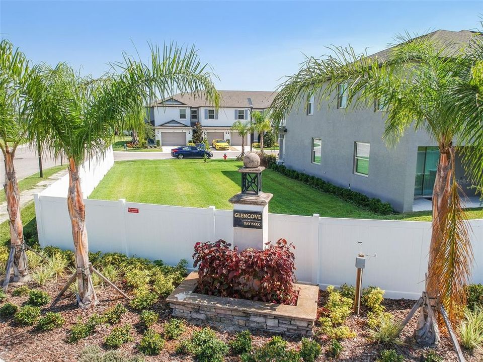 For Sale: $265,900 (3 beds, 2 baths, 1796 Square Feet)