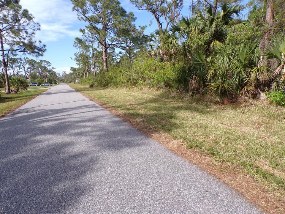 合同活跃: $15,500 (0.23 acres)