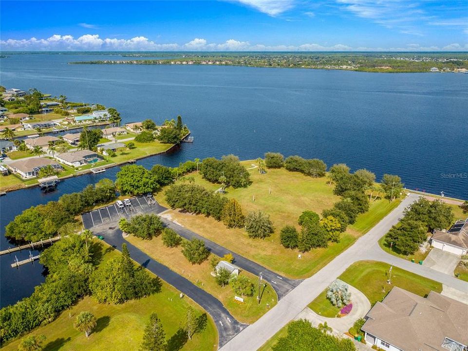 合同活跃: $15,500 (0.23 acres)