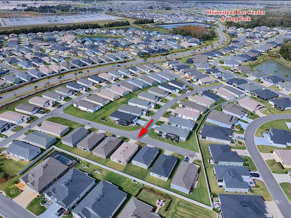 For Sale: $269,000 (2 beds, 2 baths, 979 Square Feet)