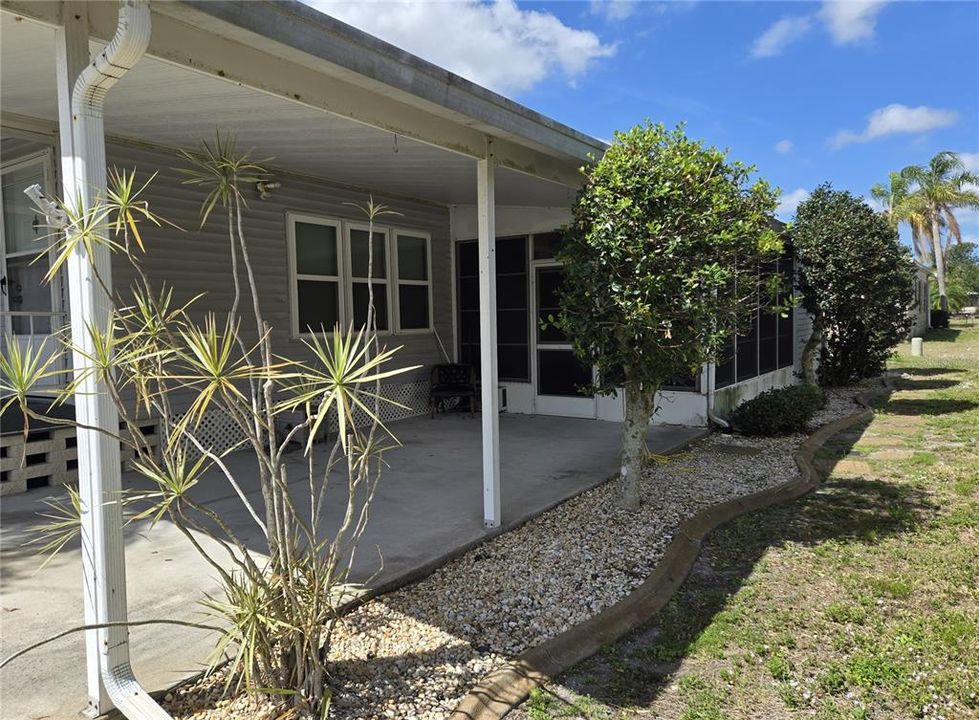 Activo con contrato: $155,000 (2 camas, 2 baños, 1327 Pies cuadrados)