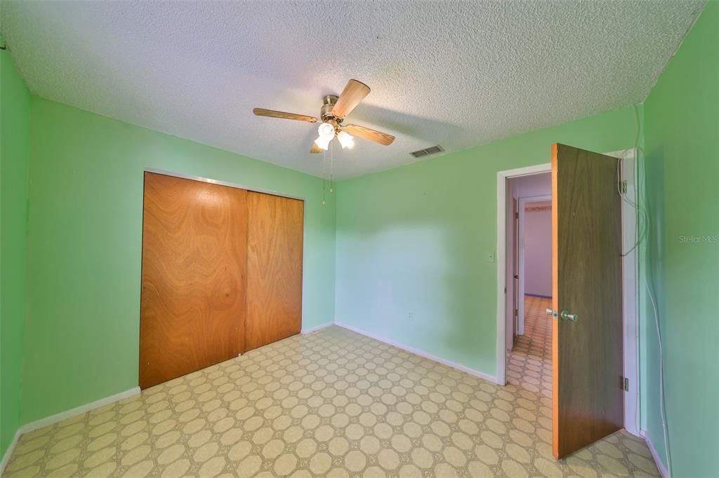 待售: $290,000 (3 贝兹, 2 浴室, 1276 平方英尺)