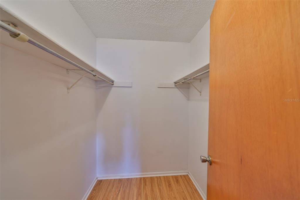 待售: $290,000 (3 贝兹, 2 浴室, 1276 平方英尺)