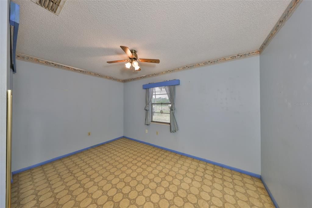 待售: $290,000 (3 贝兹, 2 浴室, 1276 平方英尺)