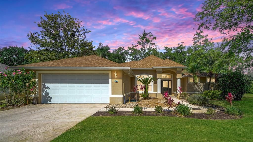 Recently Sold: $349,990 (3 beds, 2 baths, 1855 Square Feet)