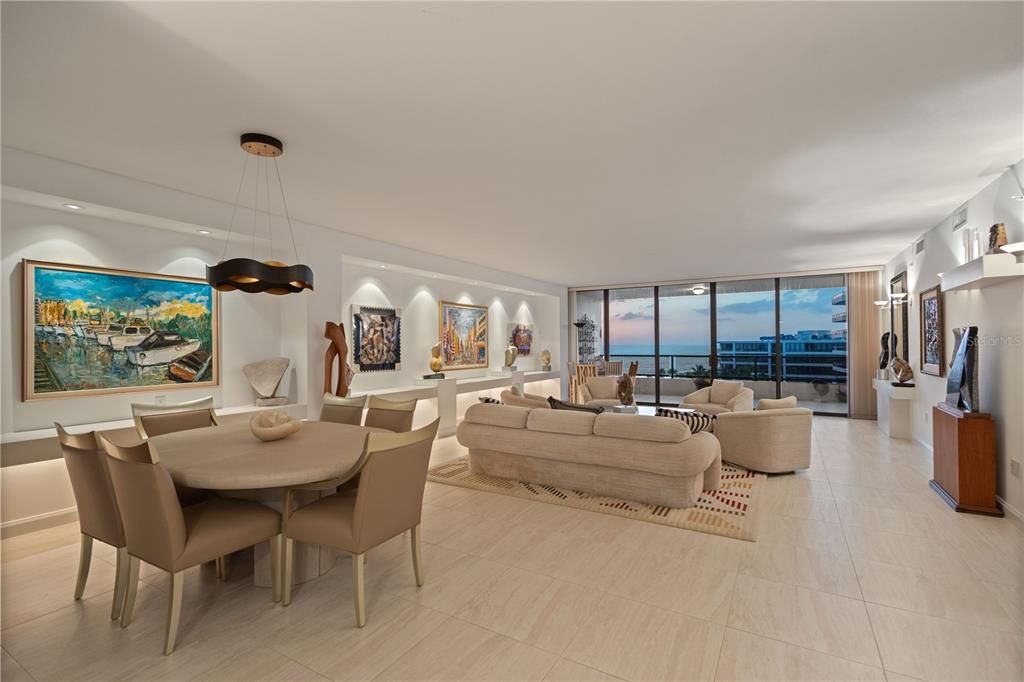 Activo con contrato: $2,599,000 (3 camas, 2 baños, 2580 Pies cuadrados)