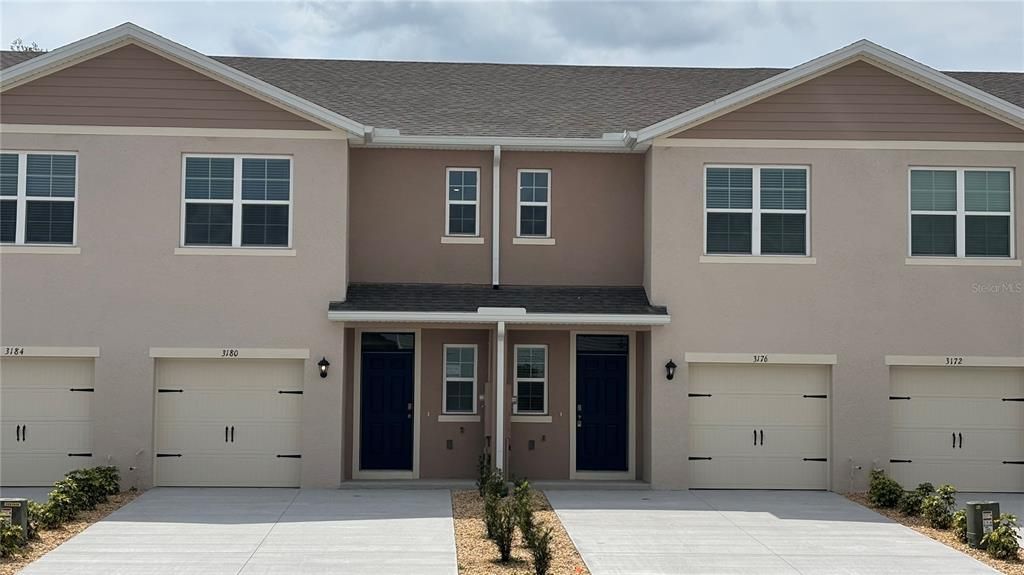 Recently Rented: $1,785 (3 beds, 2 baths, 1463 Square Feet)