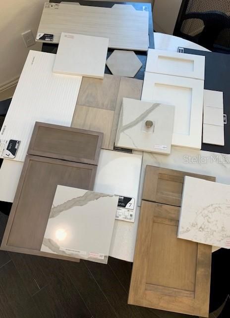 Activo con contrato: $1,659,990 (3 camas, 3 baños, 2562 Pies cuadrados)