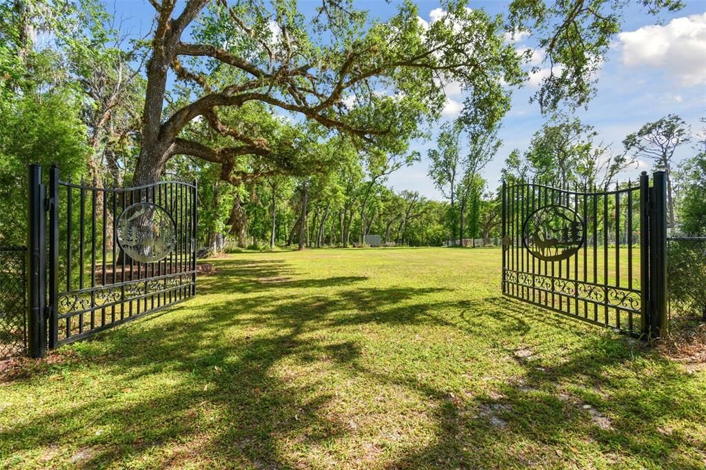 Vendido Recientemente: $255,000 (1.86 acres)