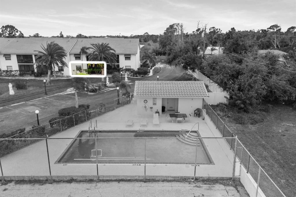 出租: $3,340 (2 贝兹, 2 浴室, 1050 平方英尺)