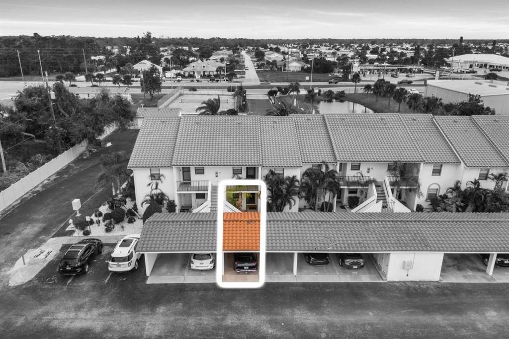 出租: $3,340 (2 贝兹, 2 浴室, 1050 平方英尺)