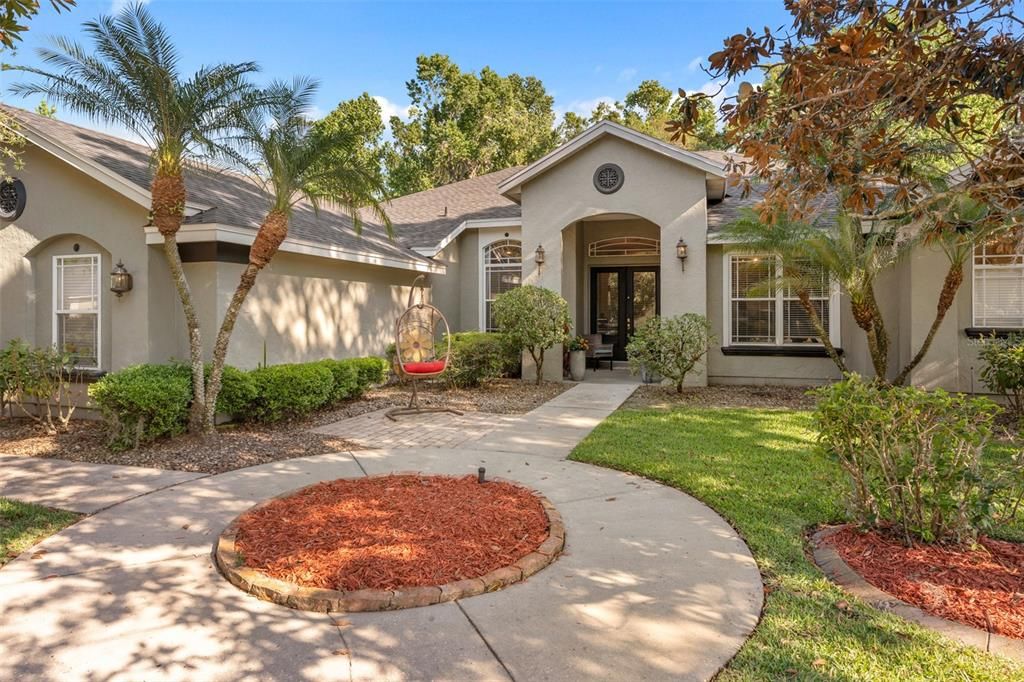 Recently Sold: $705,000 (4 beds, 3 baths, 2618 Square Feet)