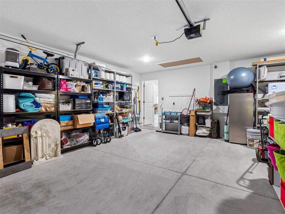 На продажу: $445,000 (4 спален, 2 ванн, 1985 Квадратных фут)