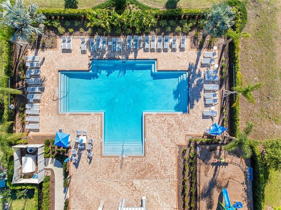 На продажу: $445,000 (4 спален, 2 ванн, 1985 Квадратных фут)