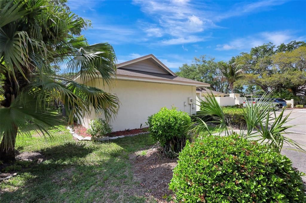 На продажу: $359,900 (3 спален, 2 ванн, 1500 Квадратных фут)