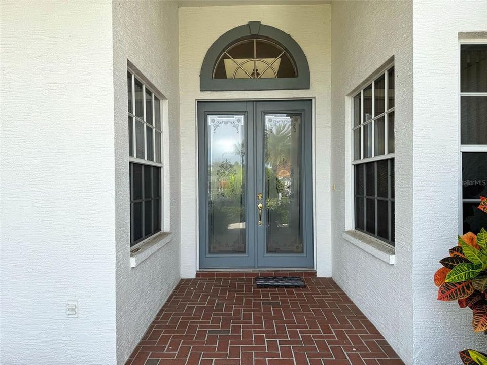 待售: $349,000 (3 贝兹, 3 浴室, 2384 平方英尺)