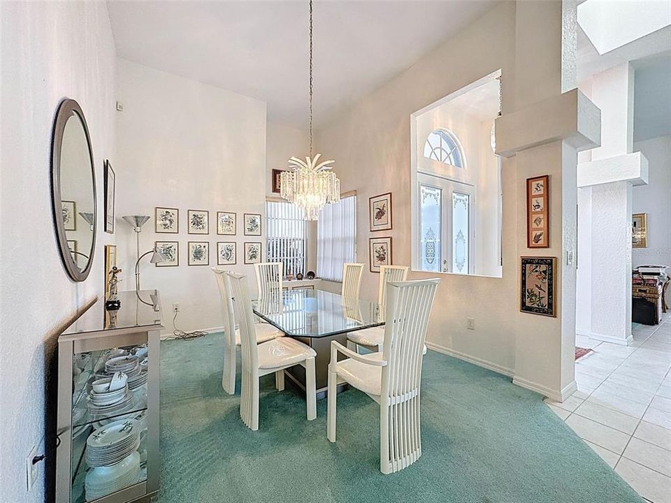 待售: $349,000 (3 贝兹, 3 浴室, 2384 平方英尺)