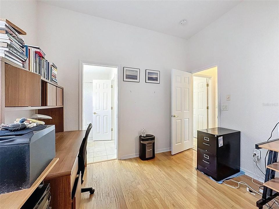 待售: $349,000 (3 贝兹, 3 浴室, 2384 平方英尺)