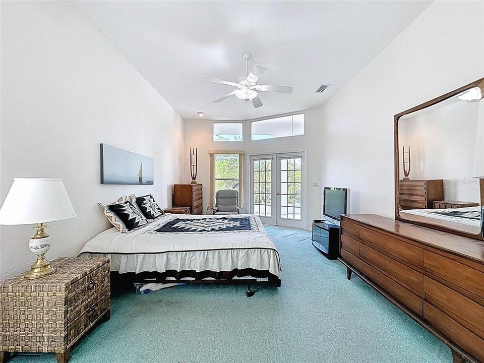 待售: $349,000 (3 贝兹, 3 浴室, 2384 平方英尺)