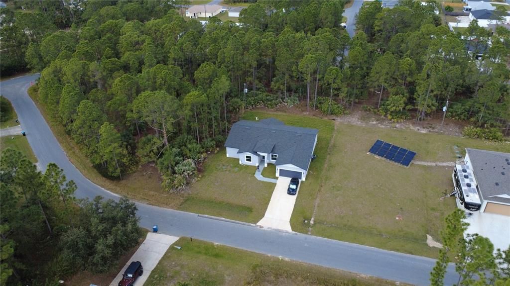 Recientemente alquilado: $2,400 (4 camas, 3 baños, 2431 Pies cuadrados)