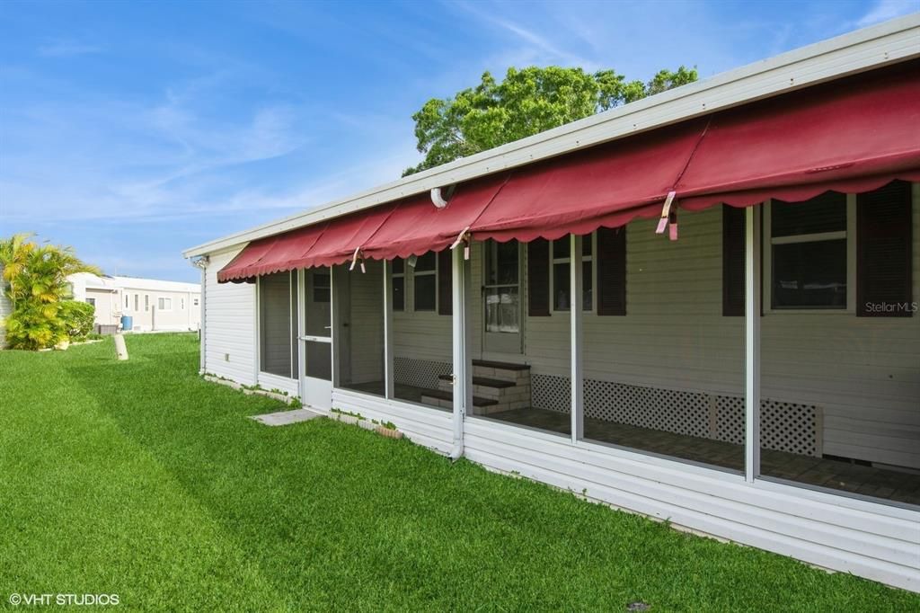 Active With Contract: $150,000 (3 beds, 2 baths, 1296 Square Feet)