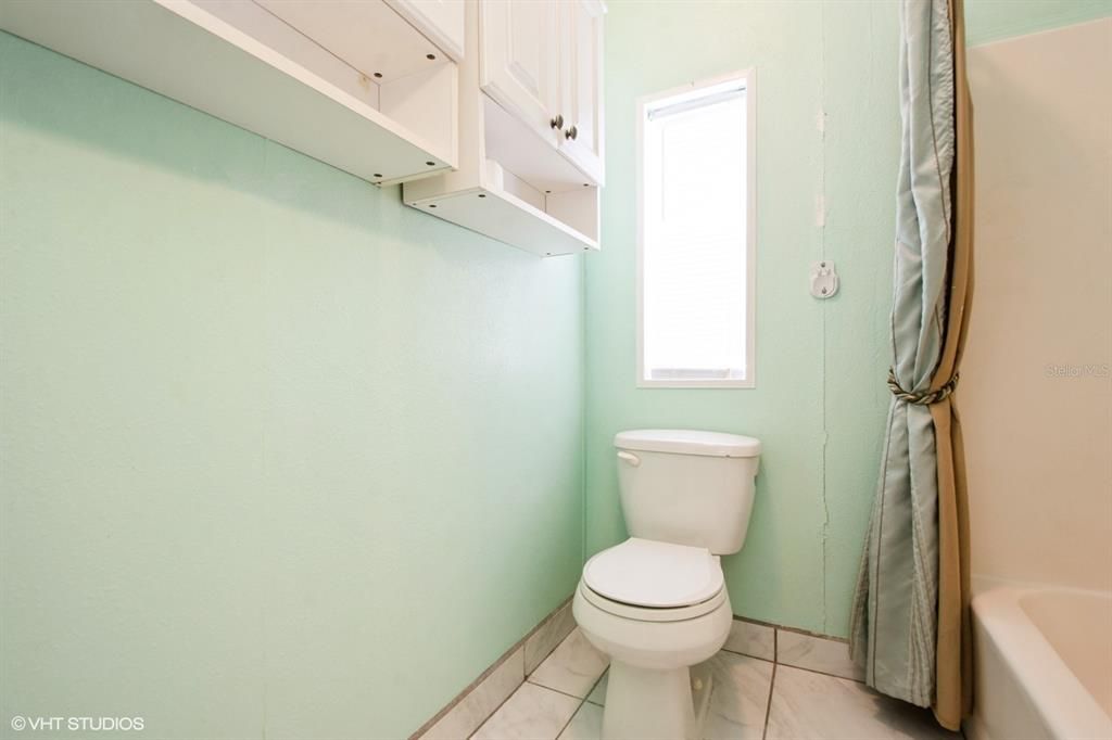 Active With Contract: $150,000 (3 beds, 2 baths, 1296 Square Feet)
