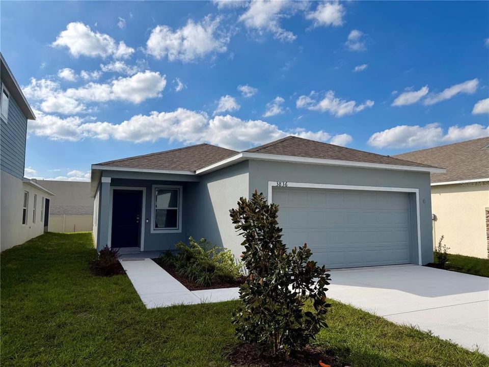 For Sale: $299,990 (4 beds, 2 baths, 1564 Square Feet)