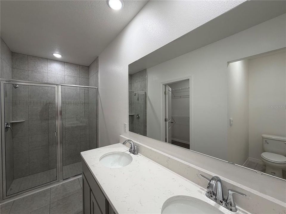 For Sale: $299,990 (4 beds, 2 baths, 1564 Square Feet)