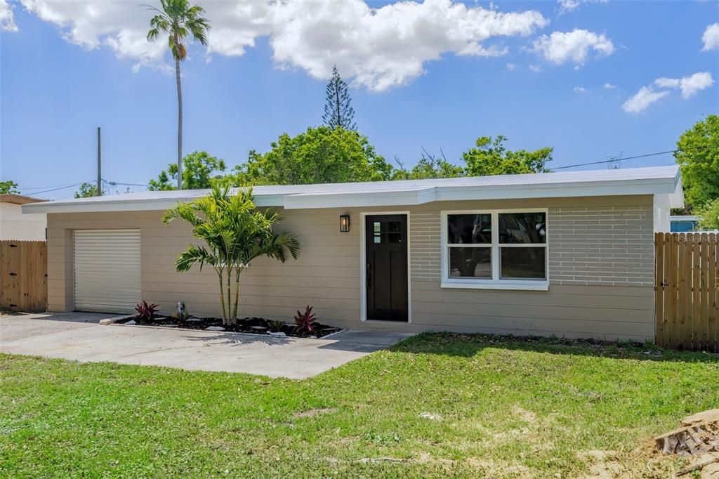 Vendido Recientemente: $349,900 (3 camas, 1 baños, 1040 Pies cuadrados)