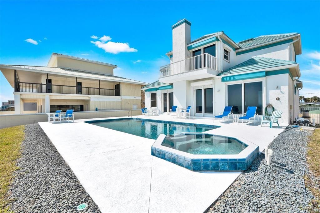 На продажу: $2,750,000 (5 спален, 4 ванн, 3211 Квадратных фут)