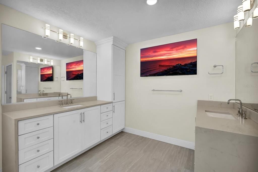 На продажу: $2,750,000 (5 спален, 4 ванн, 3211 Квадратных фут)