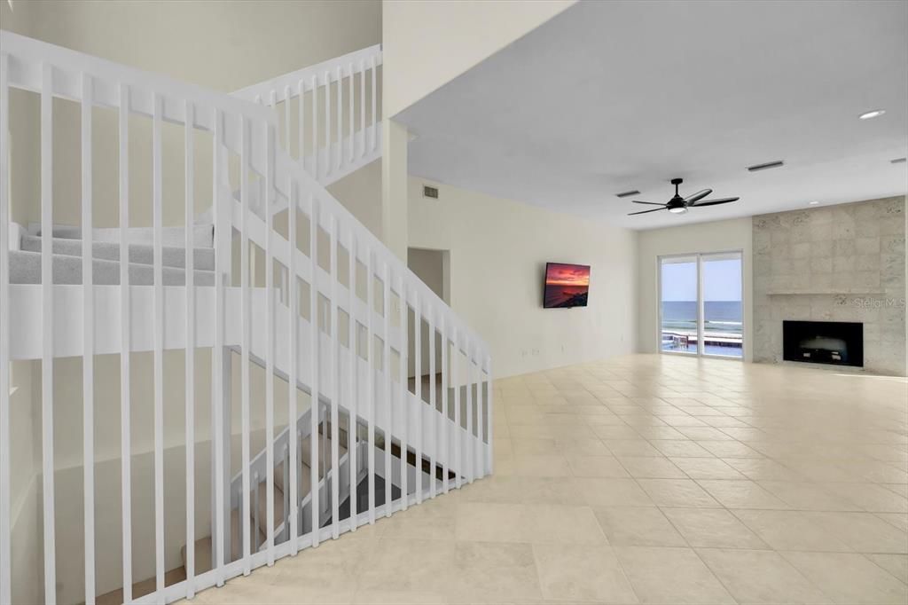 На продажу: $2,750,000 (5 спален, 4 ванн, 3211 Квадратных фут)