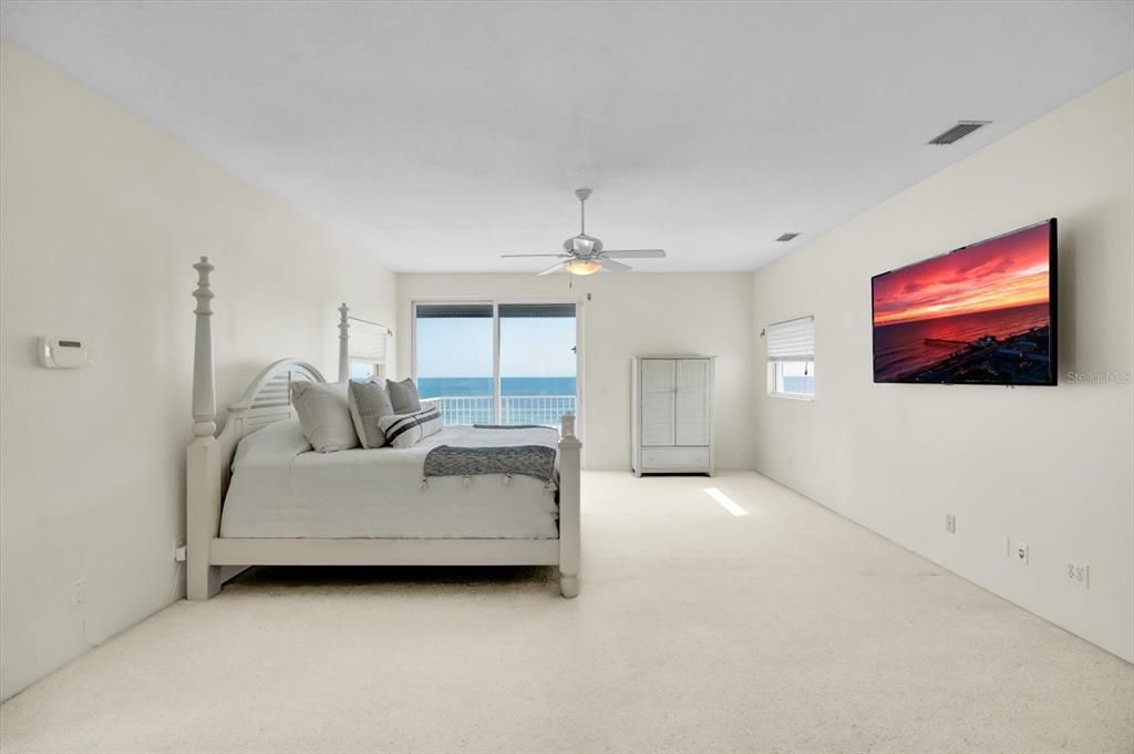 На продажу: $2,750,000 (5 спален, 4 ванн, 3211 Квадратных фут)