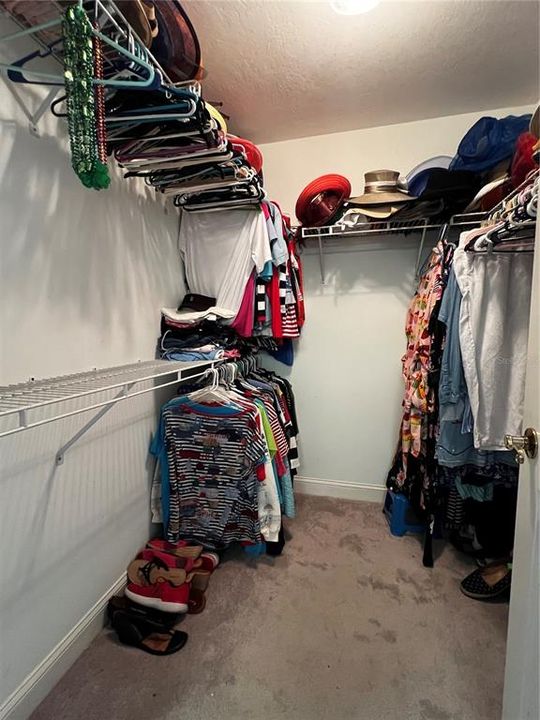 待售: $319,000 (3 贝兹, 2 浴室, 1938 平方英尺)