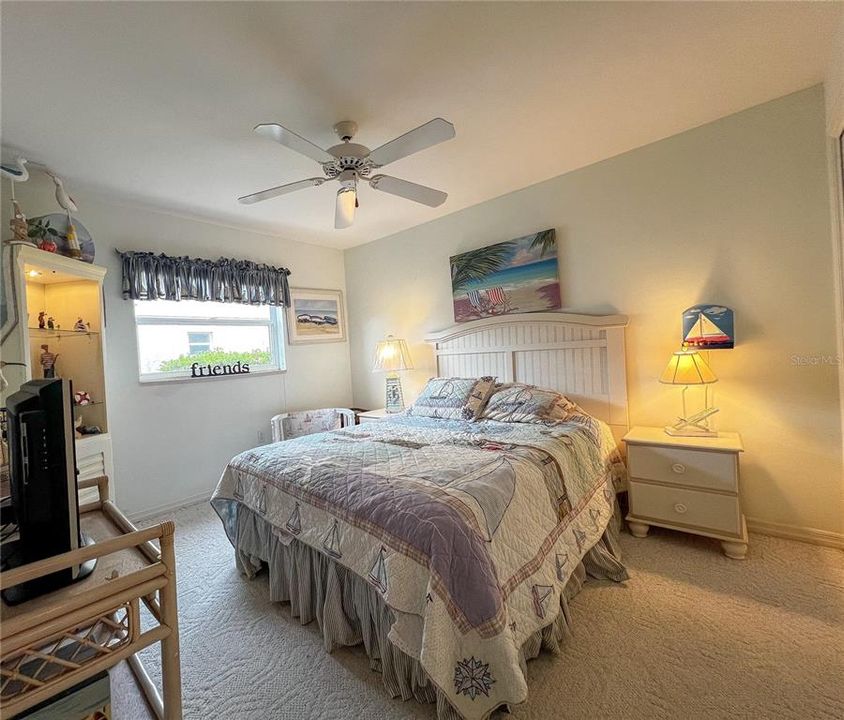 待售: $319,000 (3 贝兹, 2 浴室, 1938 平方英尺)