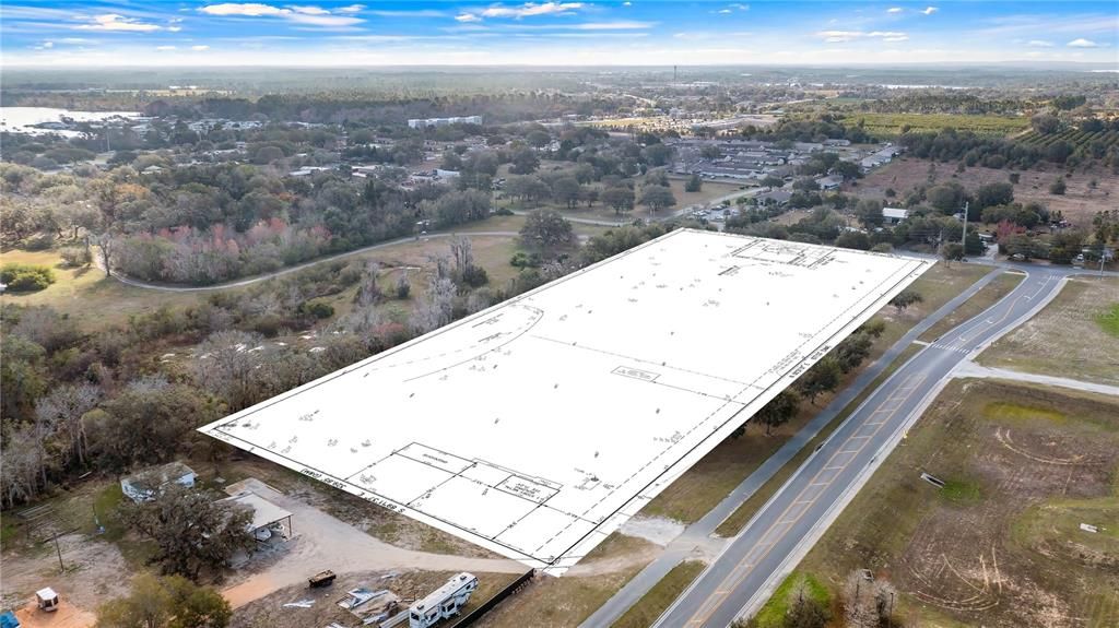 待售: $985,000 (6.41 acres)