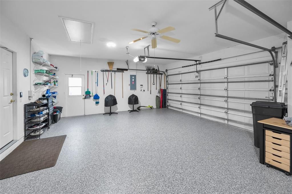 Activo con contrato: $799,000 (4 camas, 3 baños, 2552 Pies cuadrados)