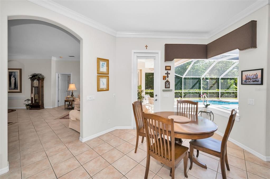 Activo con contrato: $799,000 (4 camas, 3 baños, 2552 Pies cuadrados)