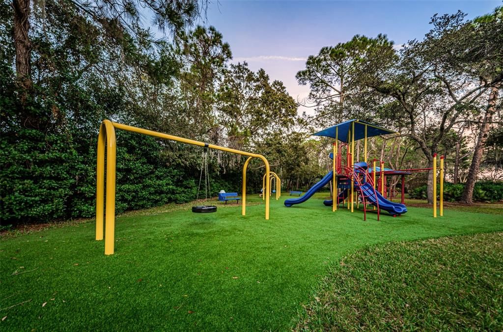 Activo con contrato: $799,000 (4 camas, 3 baños, 2552 Pies cuadrados)