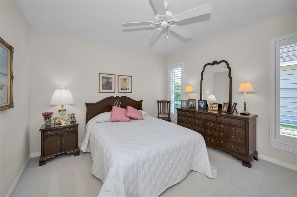 Activo con contrato: $799,000 (4 camas, 3 baños, 2552 Pies cuadrados)