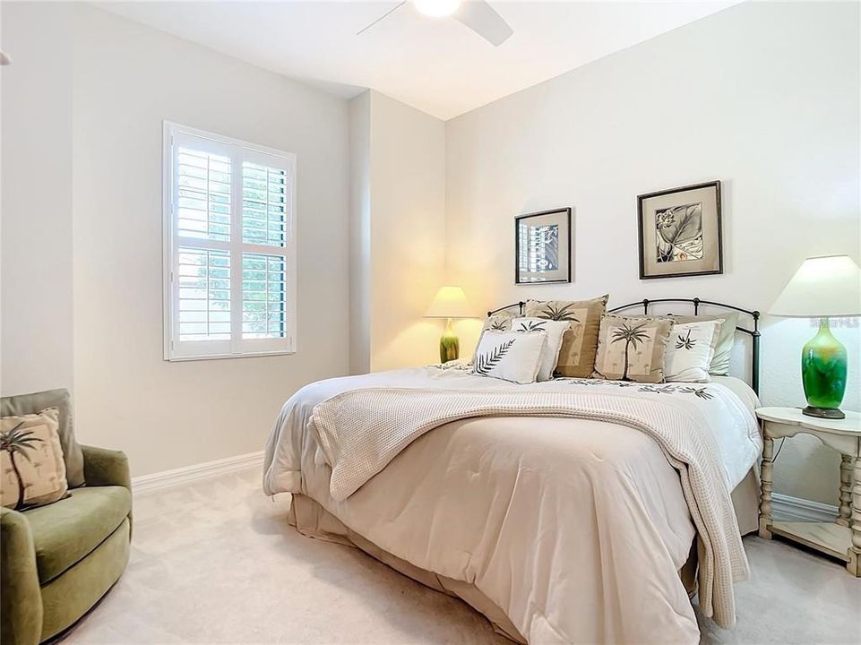 En Renta: $8,000 (3 camas, 3 baños, 2252 Pies cuadrados)