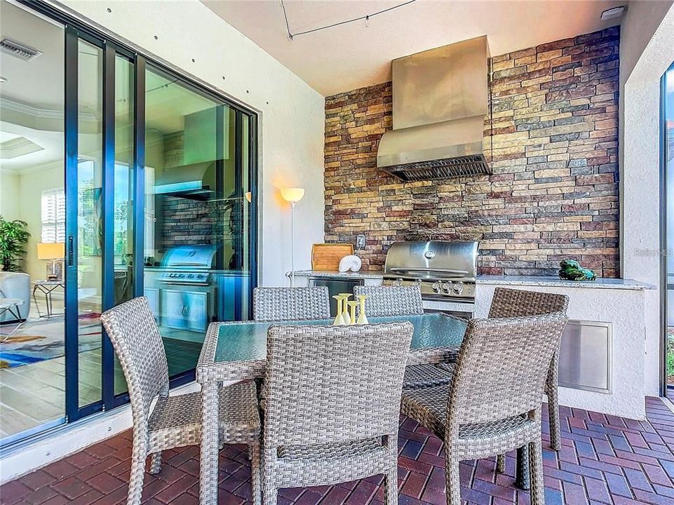 En Renta: $8,000 (3 camas, 3 baños, 2252 Pies cuadrados)