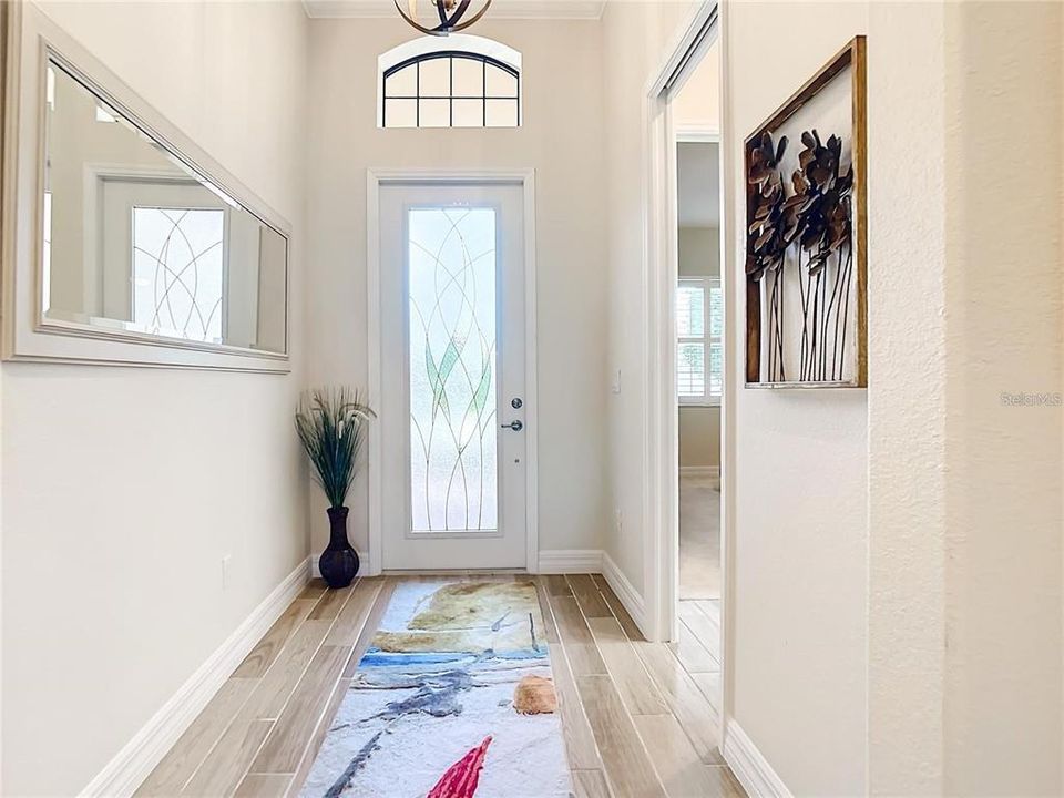 En Renta: $8,000 (3 camas, 3 baños, 2252 Pies cuadrados)