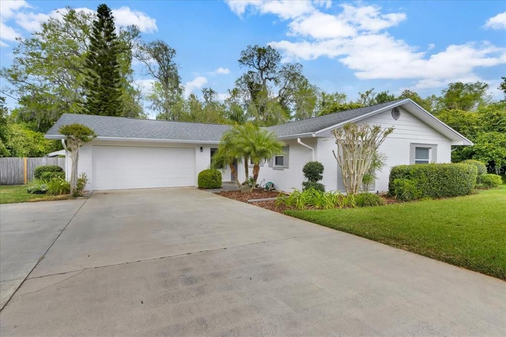 Recently Sold: $464,500 (3 beds, 2 baths, 2149 Square Feet)