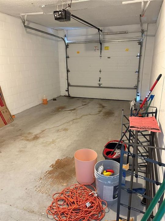 For Sale: $277,500 (3 beds, 2 baths, 1111 Square Feet)